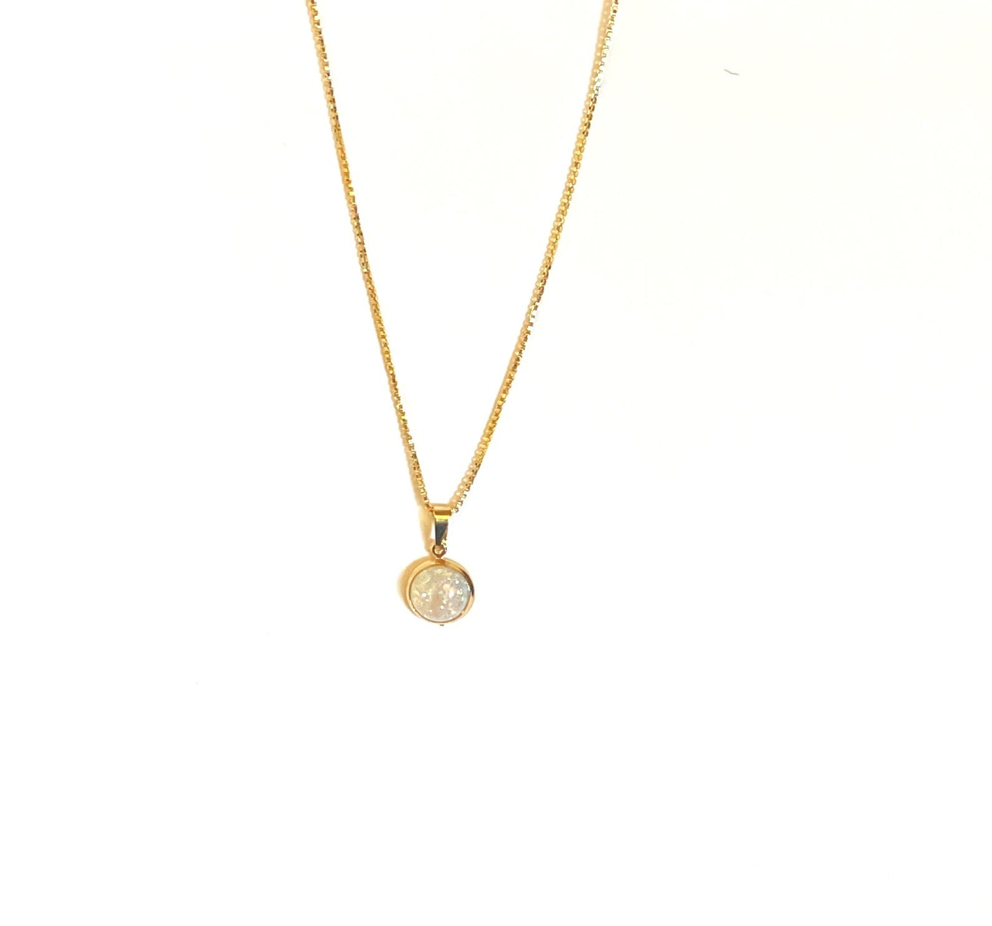Round opal necklace