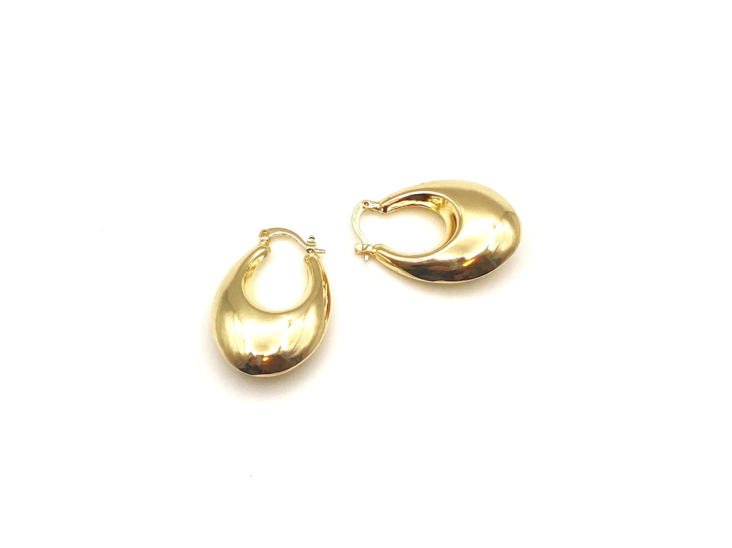 Oval puff hoop