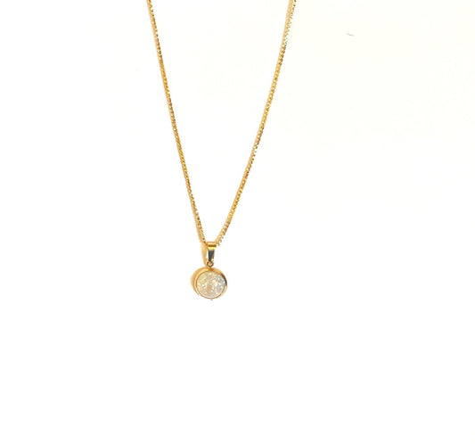 Round opal necklace