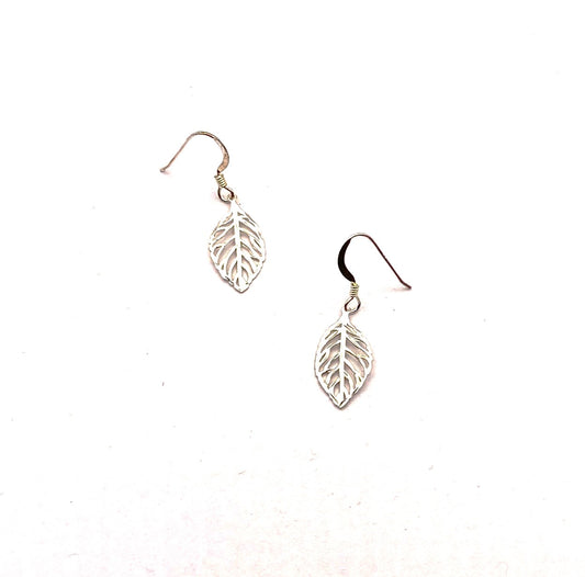 Small leaf earrings